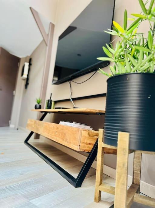 Appartement Tropical Liege Bagian luar foto